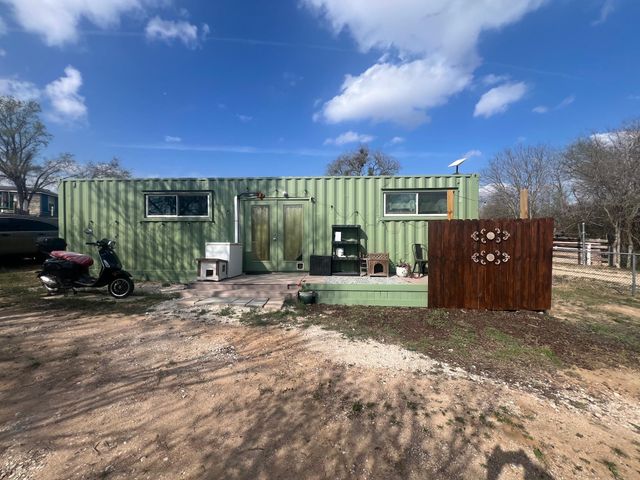 128 Arrowhead CT A, Bastrop, TX 78602