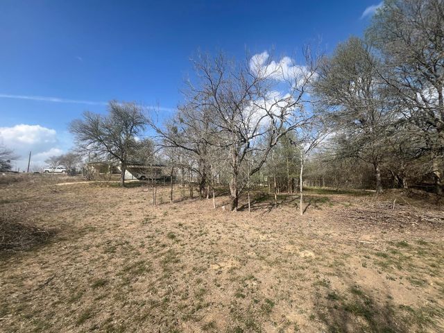 128 Arrowhead CT A, Bastrop, TX 78602