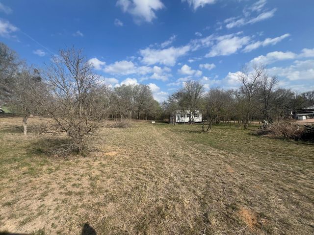 128 Arrowhead CT A, Bastrop, TX 78602