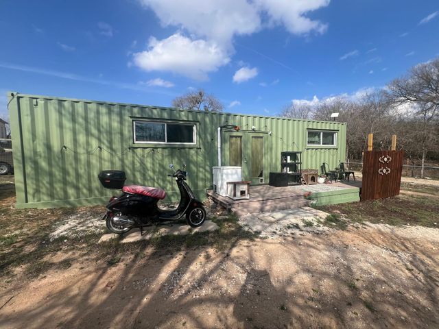 128 Arrowhead CT A, Bastrop, TX 78602