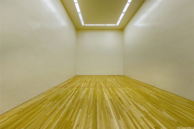 501 Hahaione Street 6L, Honolulu, HI 96825