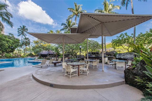 501 Hahaione Street 6L, Honolulu, HI 96825