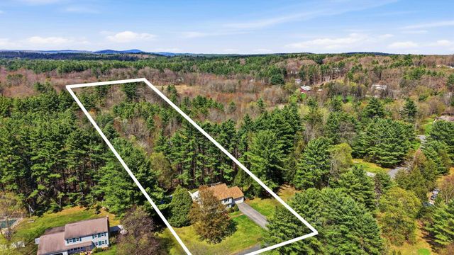 11 River Road, Amherst, NH 03031