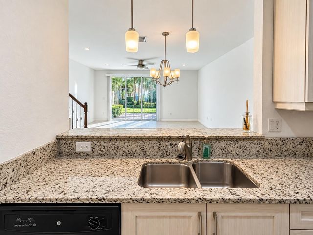 5984 MONTERRA CLUB Drive NW, Lake Worth, FL 33463