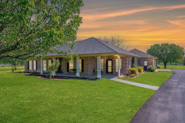 104 Fm 2450, Krum, TX 76249