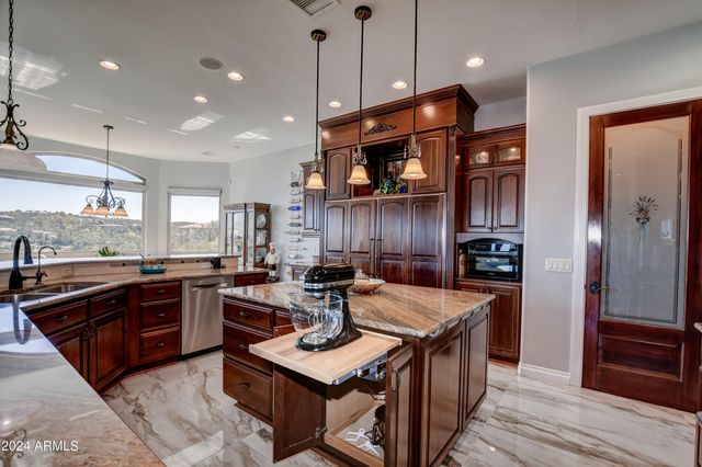 461 Rockrimmon Circle, Prescott, AZ 86303