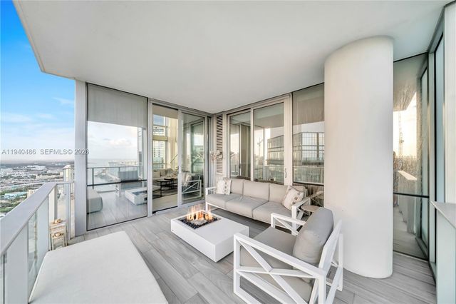 851 NE 1st Avenue Penthouse 4612, Miami, FL 33132
