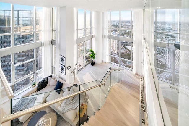 851 NE 1st Avenue Penthouse 4612, Miami, FL 33132