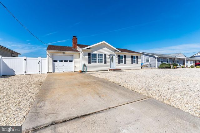 1201 PENGUIN CT, Forked River, NJ 08731