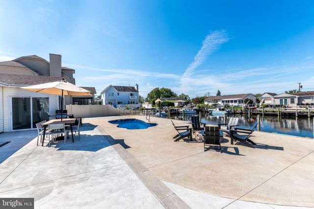 1201 PENGUIN CT, Forked River, NJ 08731