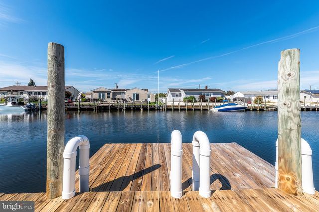1201 PENGUIN CT, Forked River, NJ 08731
