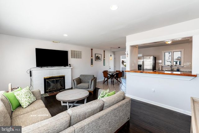 1201 PENGUIN CT, Forked River, NJ 08731