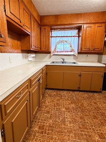 1410 17th, Corpus Christi, TX 78404