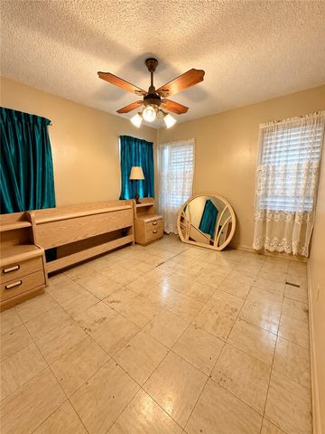 1410 17th, Corpus Christi, TX 78404