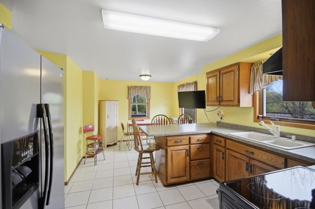 914 13th Avenue SE, Austin, MN 55912