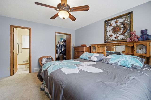 914 13th Avenue SE, Austin, MN 55912