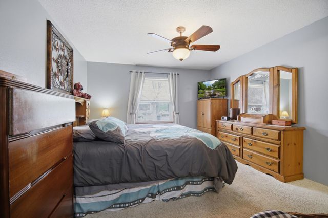 914 13th Avenue SE, Austin, MN 55912