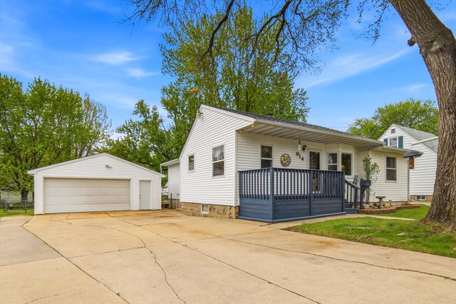 914 13th Avenue SE, Austin, MN 55912
