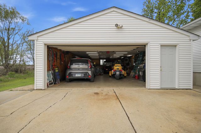 914 13th Avenue SE, Austin, MN 55912