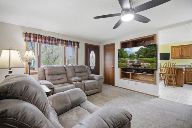 914 13th Avenue SE, Austin, MN 55912