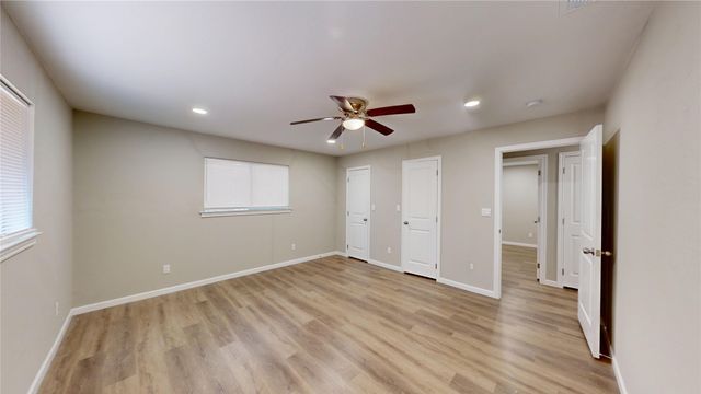 11011 Ferguson Road, Dallas, TX 75228