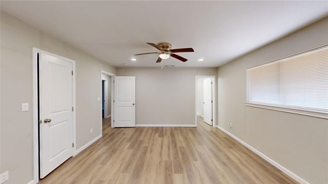 11011 Ferguson Road, Dallas, TX 75228