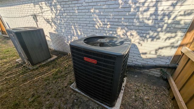 11011 Ferguson Road, Dallas, TX 75228