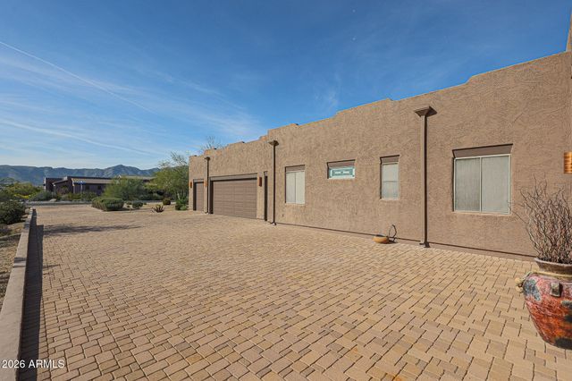 8611 N 193RD Drive, Waddell, AZ 85355