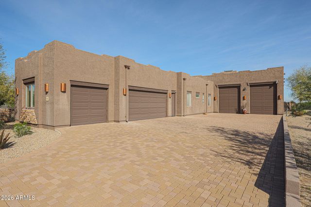 8611 N 193RD Drive, Waddell, AZ 85355