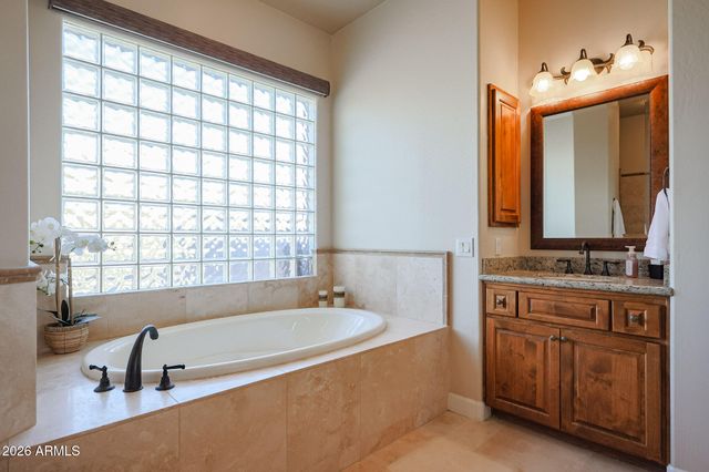 8611 N 193RD Drive, Waddell, AZ 85355