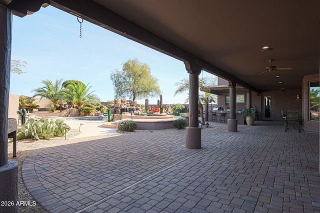 8611 N 193RD Drive, Waddell, AZ 85355