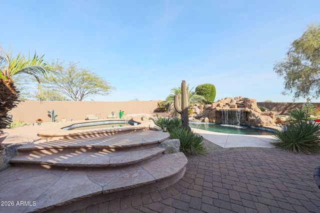 8611 N 193RD Drive, Waddell, AZ 85355