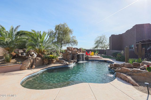 8611 N 193RD Drive, Waddell, AZ 85355