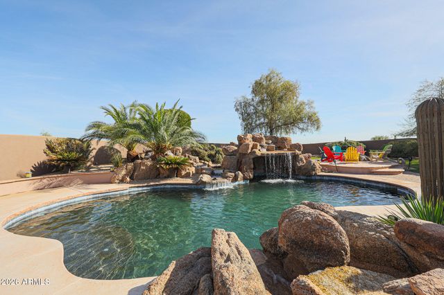 8611 N 193RD Drive, Waddell, AZ 85355