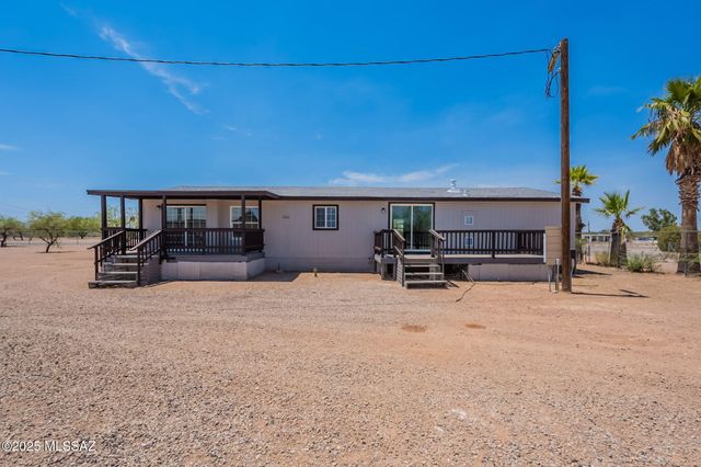17695 W Cocoraque Lane, Marana, AZ 85653