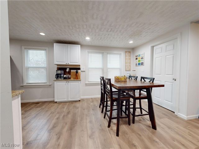 26581 Oriole Avenue, Euclid, OH 44132