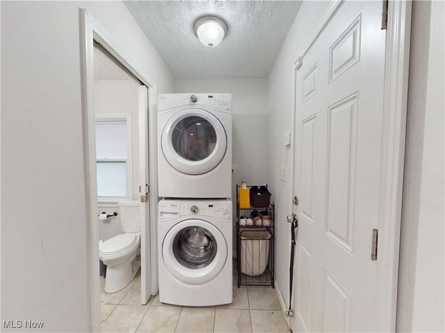 26581 Oriole Avenue, Euclid, OH 44132