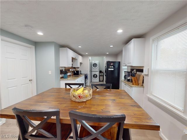 26581 Oriole Avenue, Euclid, OH 44132