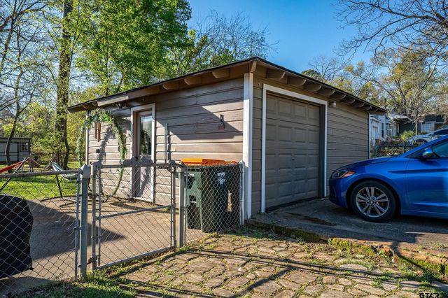 2521 Sunnybrook, Tyler, TX 75701