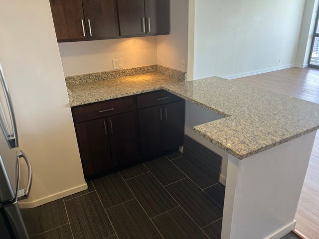 4343 N CLARENDON Avenue 2717, Chicago, IL 60613