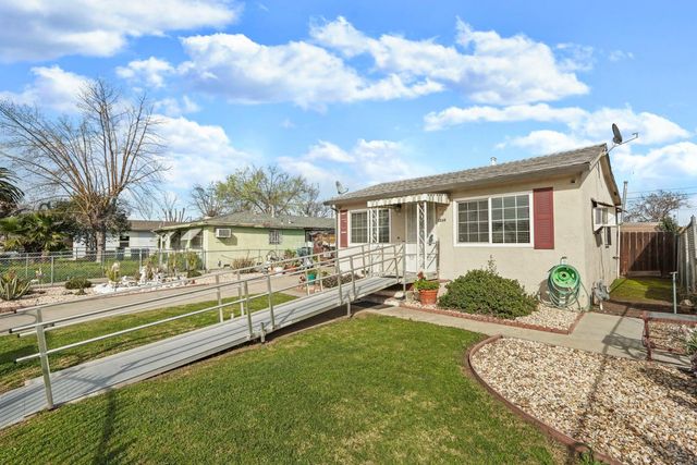 3260 Belleview Ave, Stockton, CA 95206