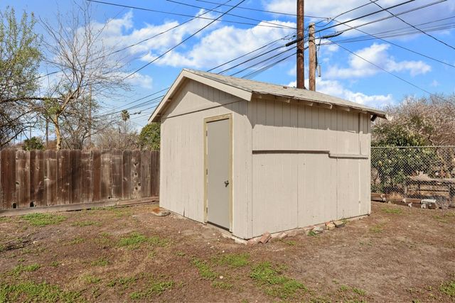 3260 Belleview Ave, Stockton, CA 95206