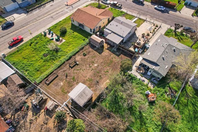 3260 Belleview Ave, Stockton, CA 95206