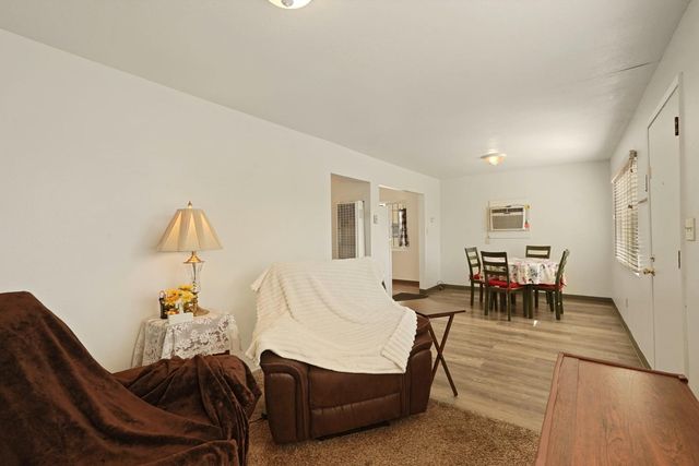 3260 Belleview Ave, Stockton, CA 95206