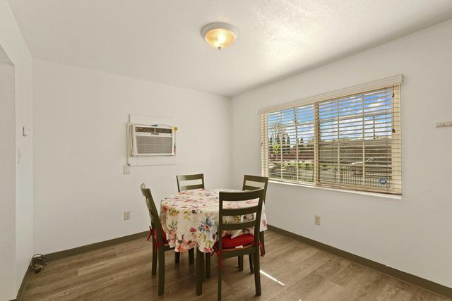 3260 Belleview Ave, Stockton, CA 95206