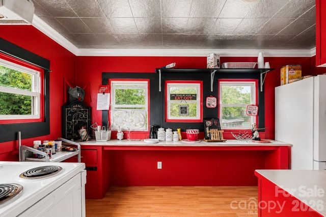 1302 Wilson W Lee Boulevard, Statesville, NC 28677