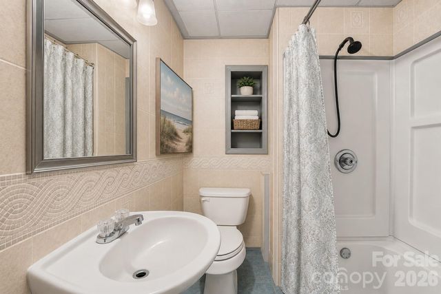 1302 Wilson W Lee Boulevard, Statesville, NC 28677