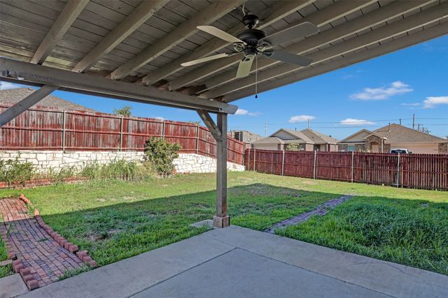 2138 Meadow View Drive, Princeton, TX 75407