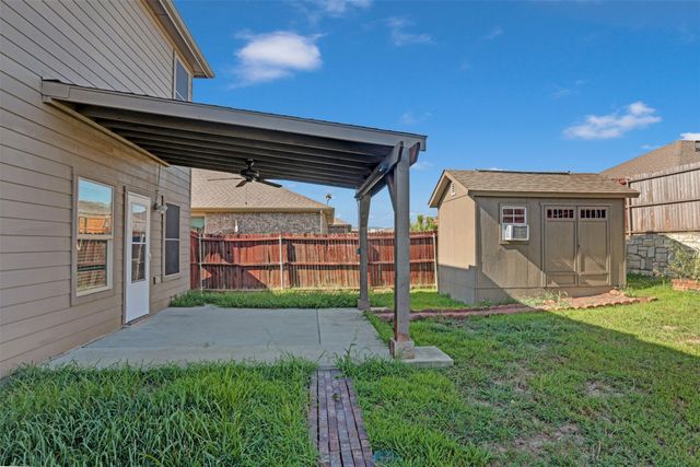 2138 Meadow View Drive, Princeton, TX 75407