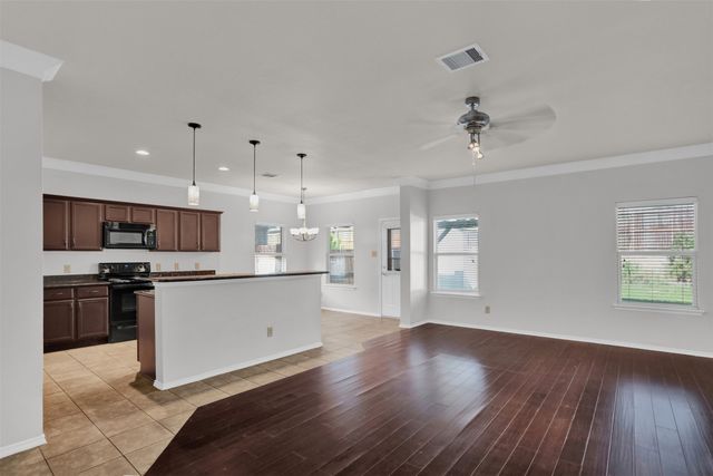 2138 Meadow View Drive, Princeton, TX 75407